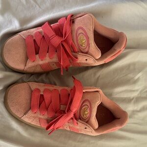 NOT FOR SALE. Just sold on another app!!!